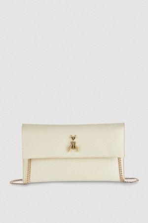 Beige Patrizia Pepe Fly Leather Clutch Bag With Chain | LDEVAGO-95